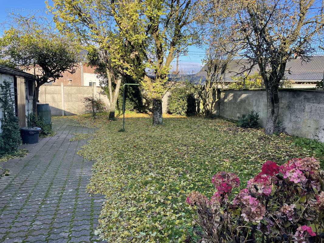 Maison à BUIRONFOSSE