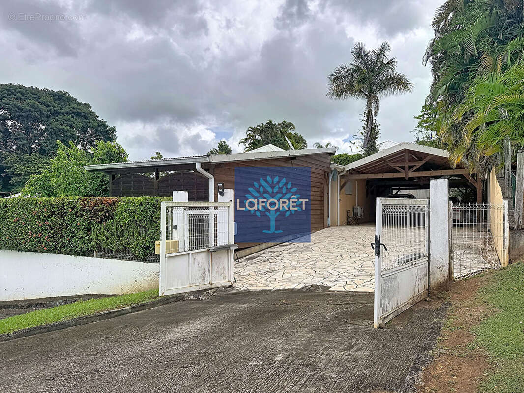 A vendre : Maison T5 à Acajou au Lamentin - photo 15