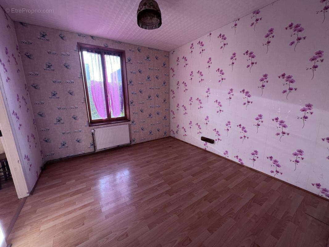 Appartement à VOUJEAUCOURT