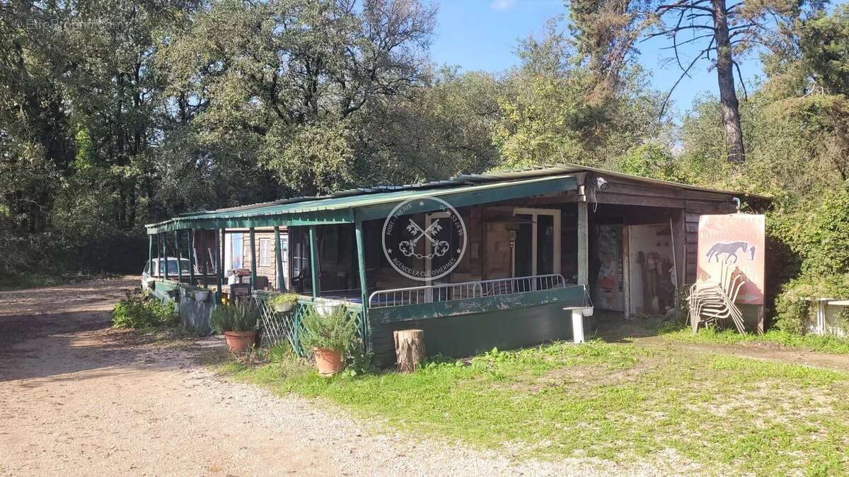 Maison à MONTAUROUX