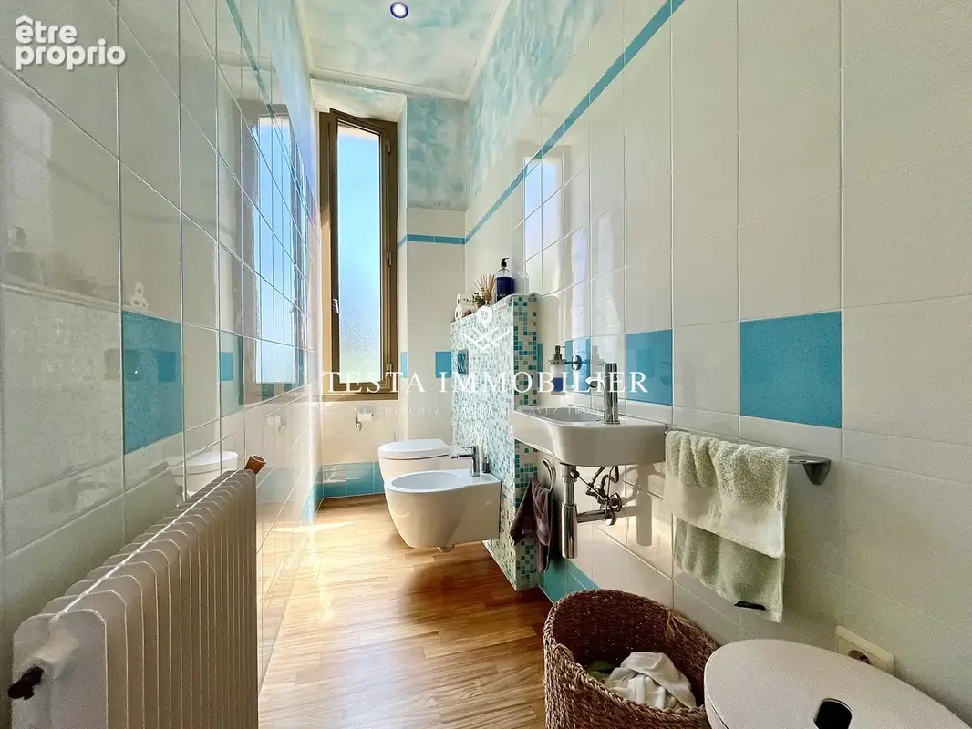 Menton Terres Chaudes - Dernier étage d'une maison de maître - Appartement duplex de 145 m2 (92 m2 loi carrez) - photo 7