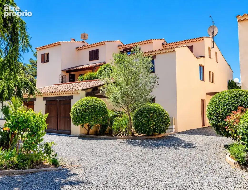 Rare duplex agay, face à la plage de la baumette  vue mer - photo 4