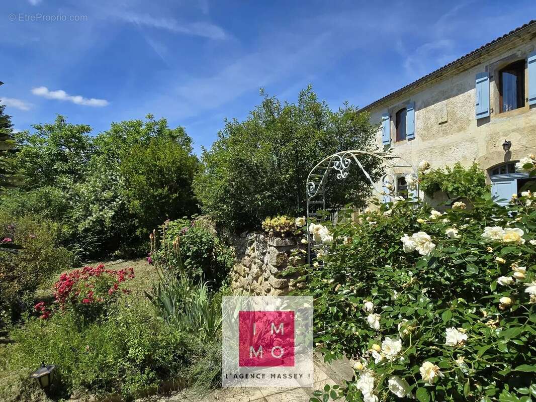 Maison à RABASTENS-DE-BIGORRE