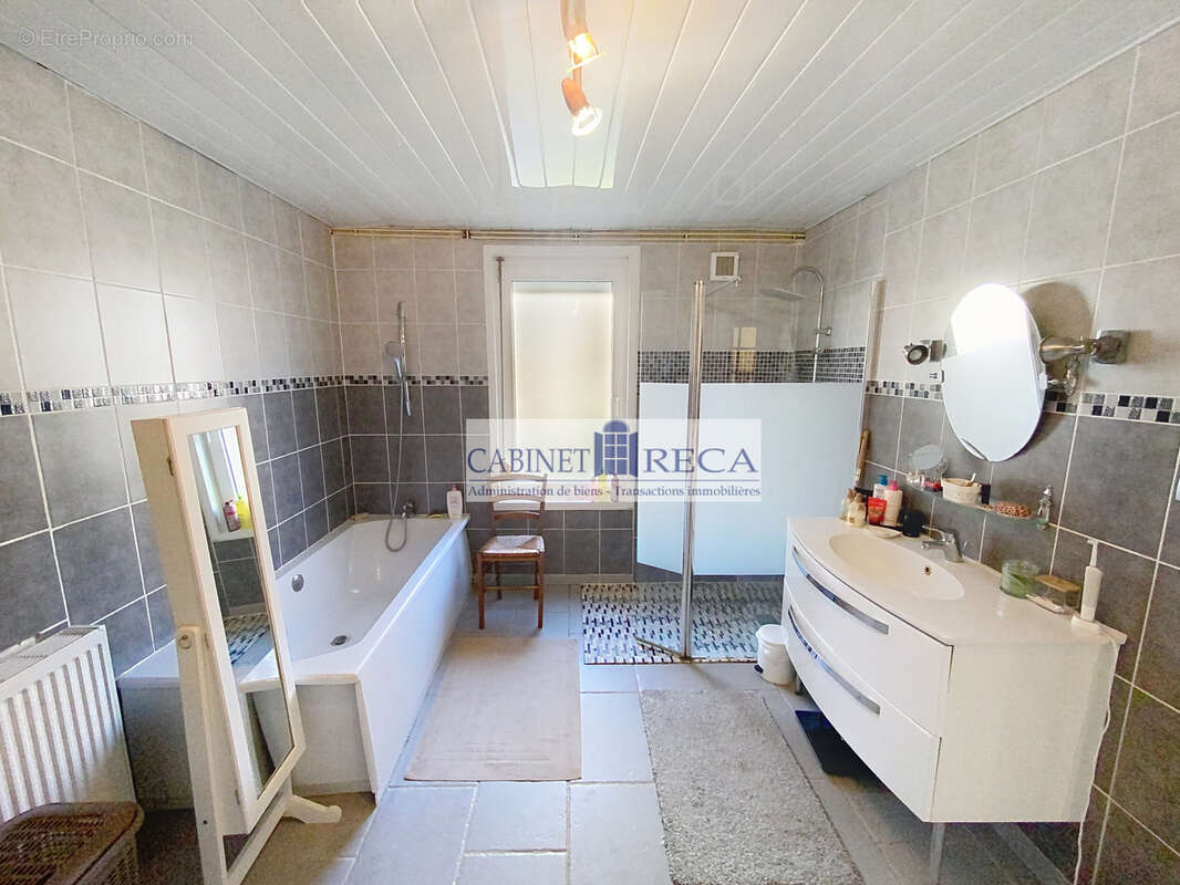 Maison Familiale 163,67 m2 AXE NOYON - CHAUNY - photo 9