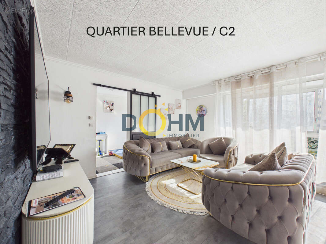 Appartement à SAINT-ETIENNE