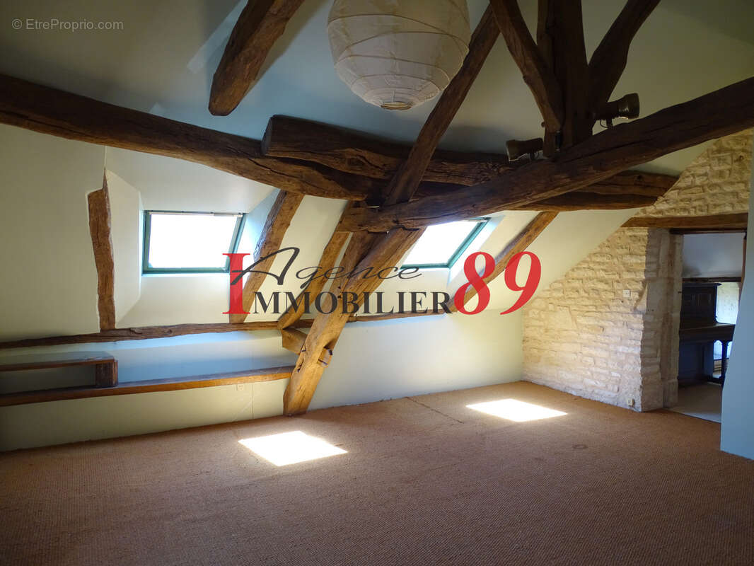 Idéalement située entre MONTBARD et CHATILLON S/SEINE, charmante maison de village à rafraîchir - photo 15