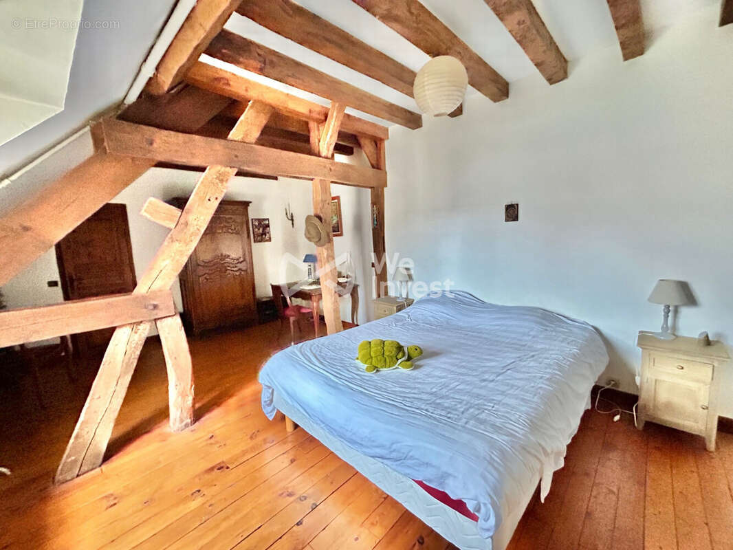 Maison à JOUY