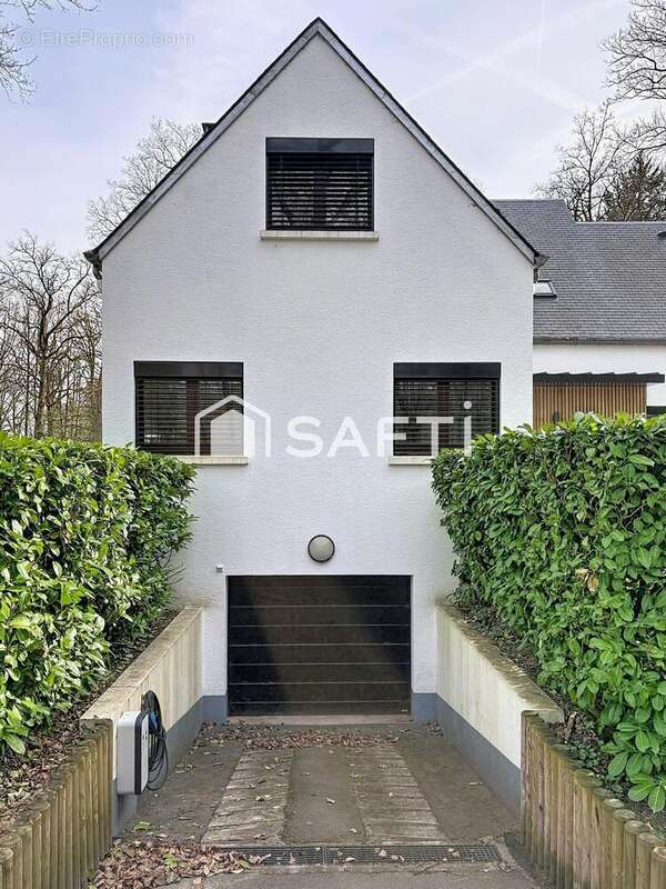 Photo 4 - Maison à LAMORLAYE