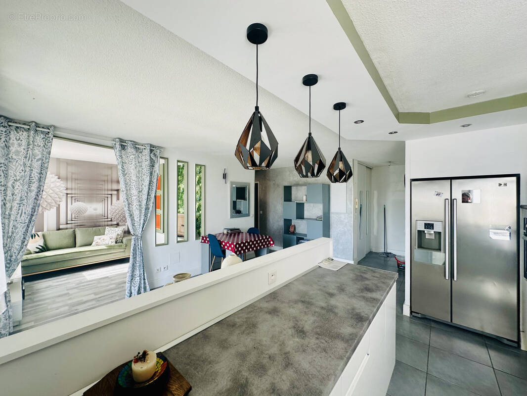 Appartement à LATTES