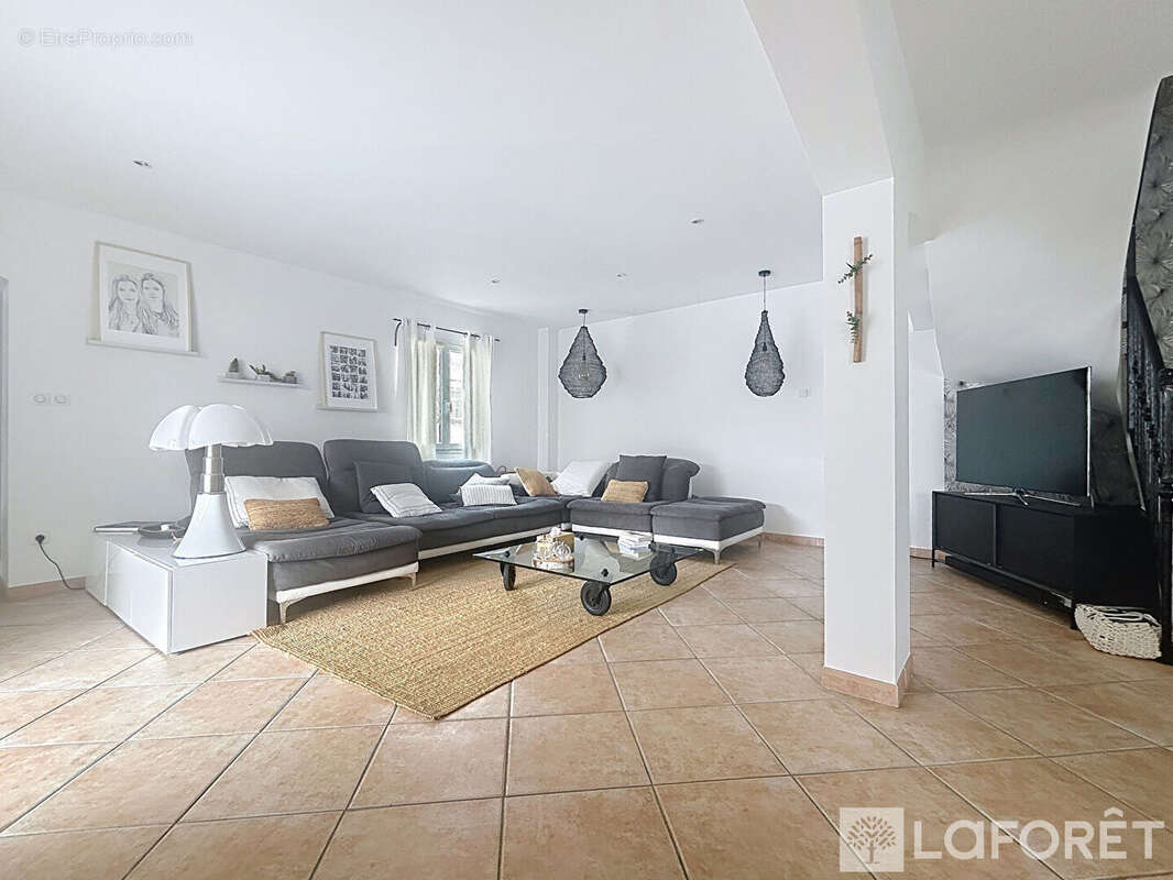 Maison à CARRY-LE-ROUET