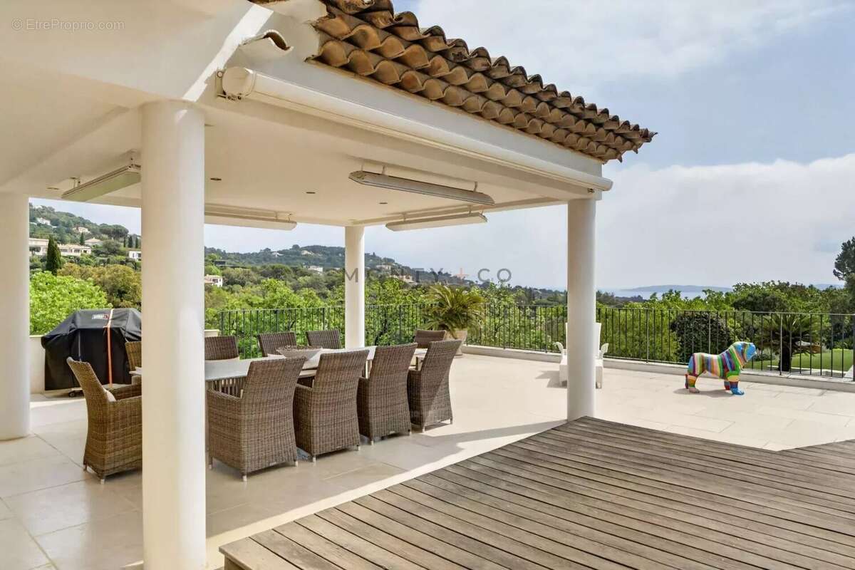 Vente villa contemporaine vue mer à Grimaud - photo 9
