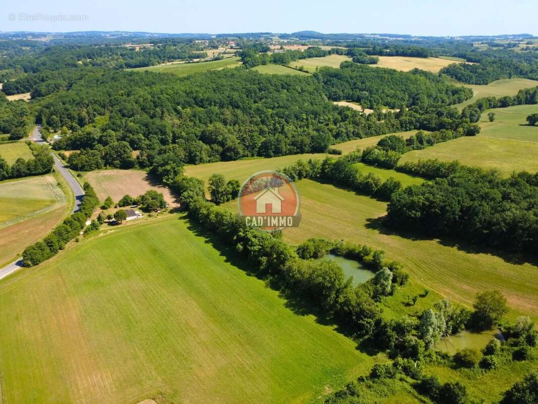 Propriété agricole au milieu de 37hectare proche Bergerac - photo 3
