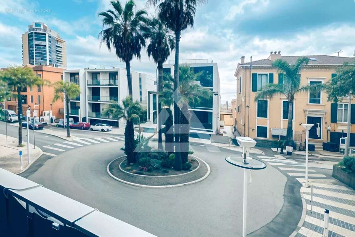 Appartement à BEAUSOLEIL