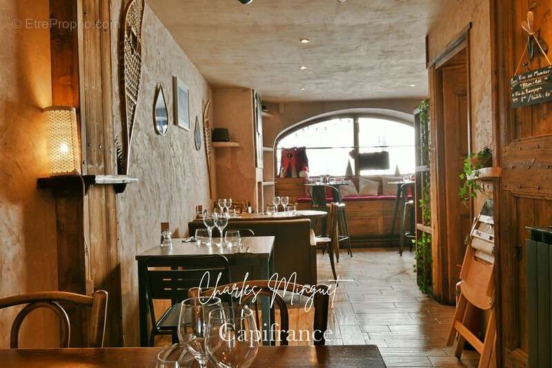 Commerce à LE MONETIER-LES-BAINS