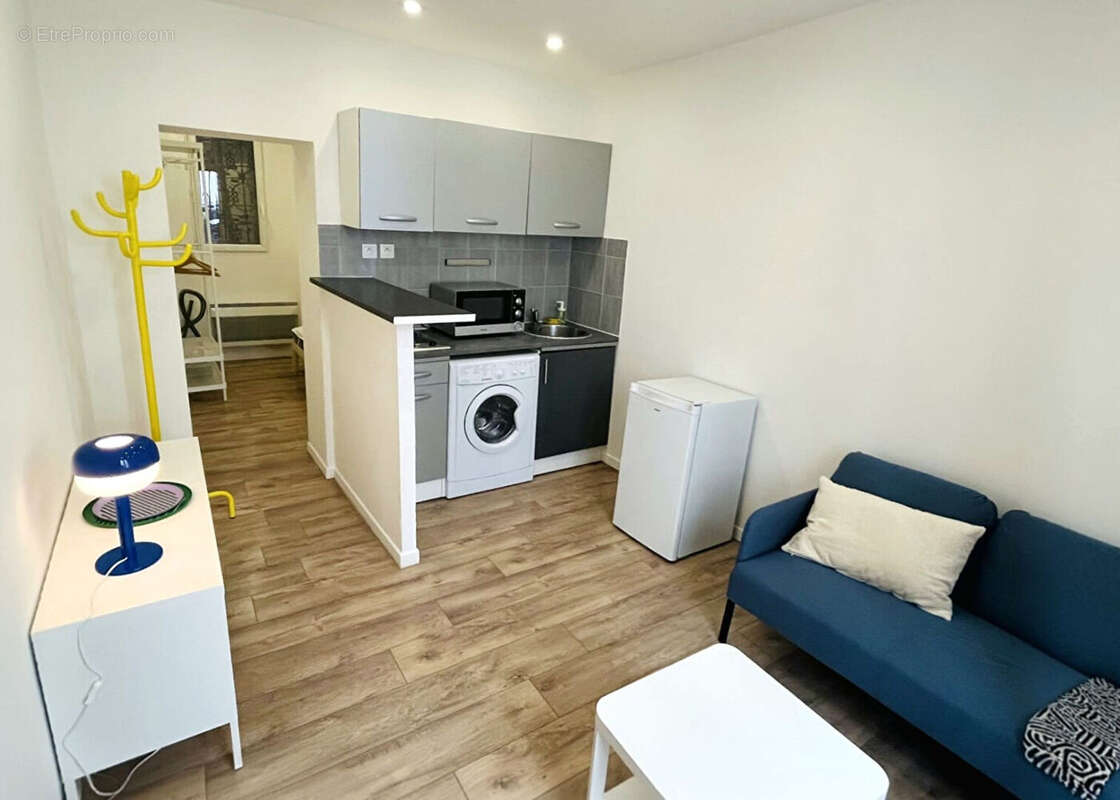 Appartement à PARIS-20E