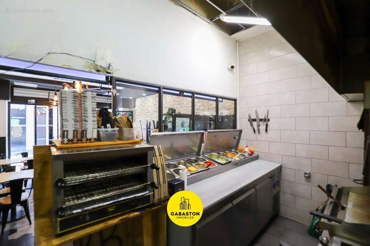 Commerce à MARSEILLE-4E