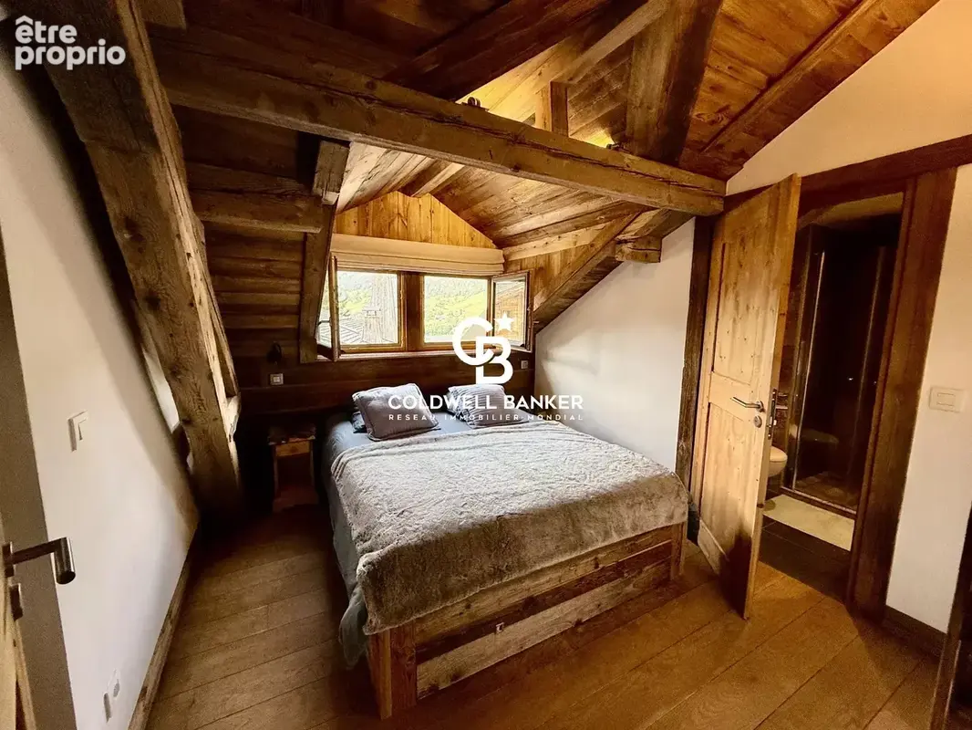 Appartement duplex 131 m2 à vendre à Megève centre village - photo 16