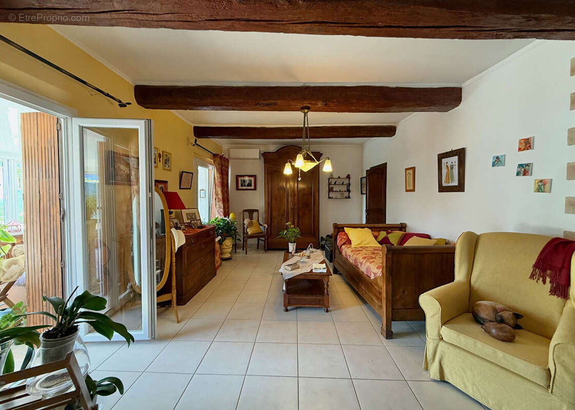 Maison à MARGUERITTES