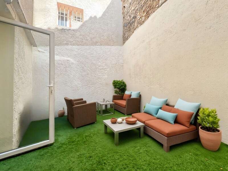 Maison à SAINT-CANNAT