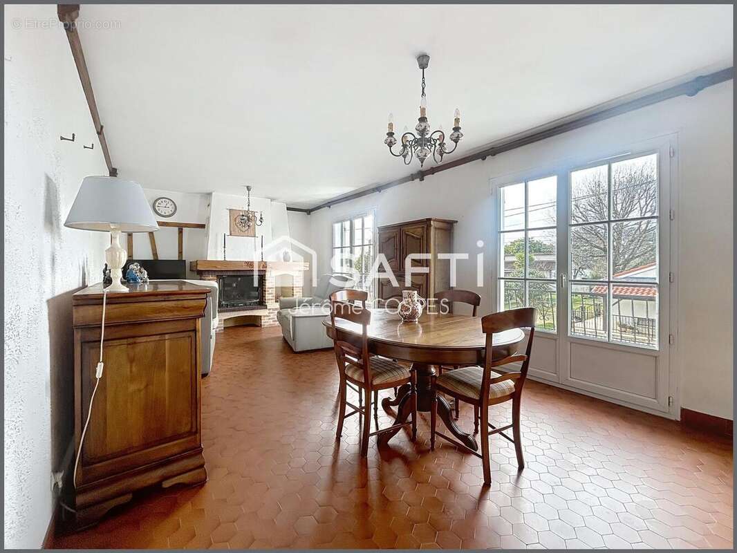 Photo 3 - Maison à LABASTIDE-SAINT-PIERRE