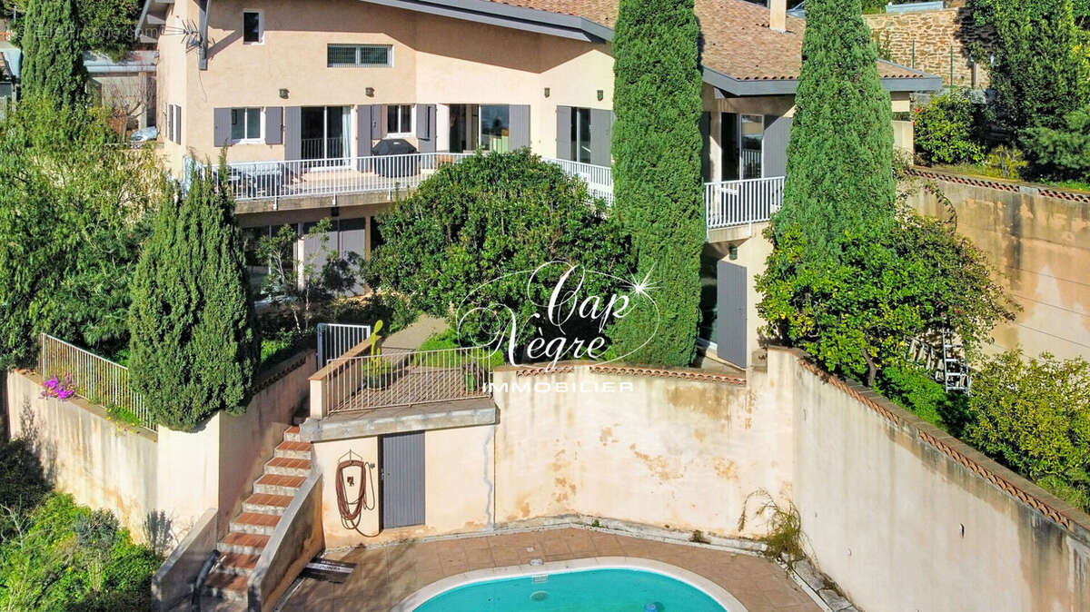 Maison à RAYOL-CANADEL-SUR-MER