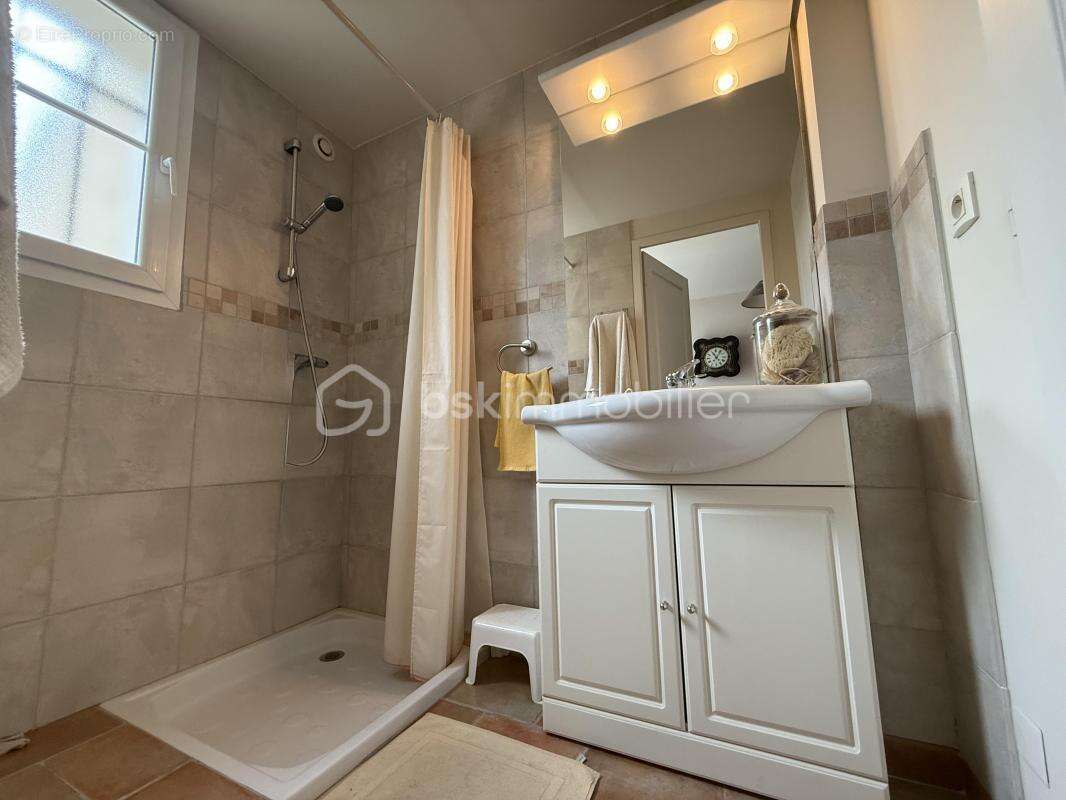 Maison à ROCHEFORT-DU-GARD