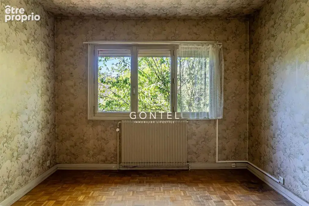 Saint-Cyr-au-Mont-d’Or – Maison de 229 m² à rénover, au calme et à proximité directe des commodités - photo 14