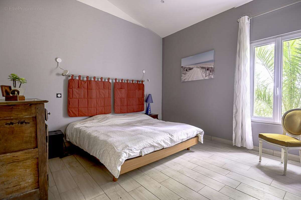 Maison à MOULIS-EN-MEDOC