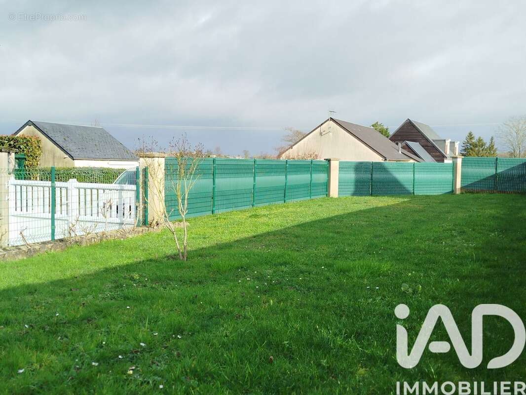 Photo 2 - Maison à CHINON