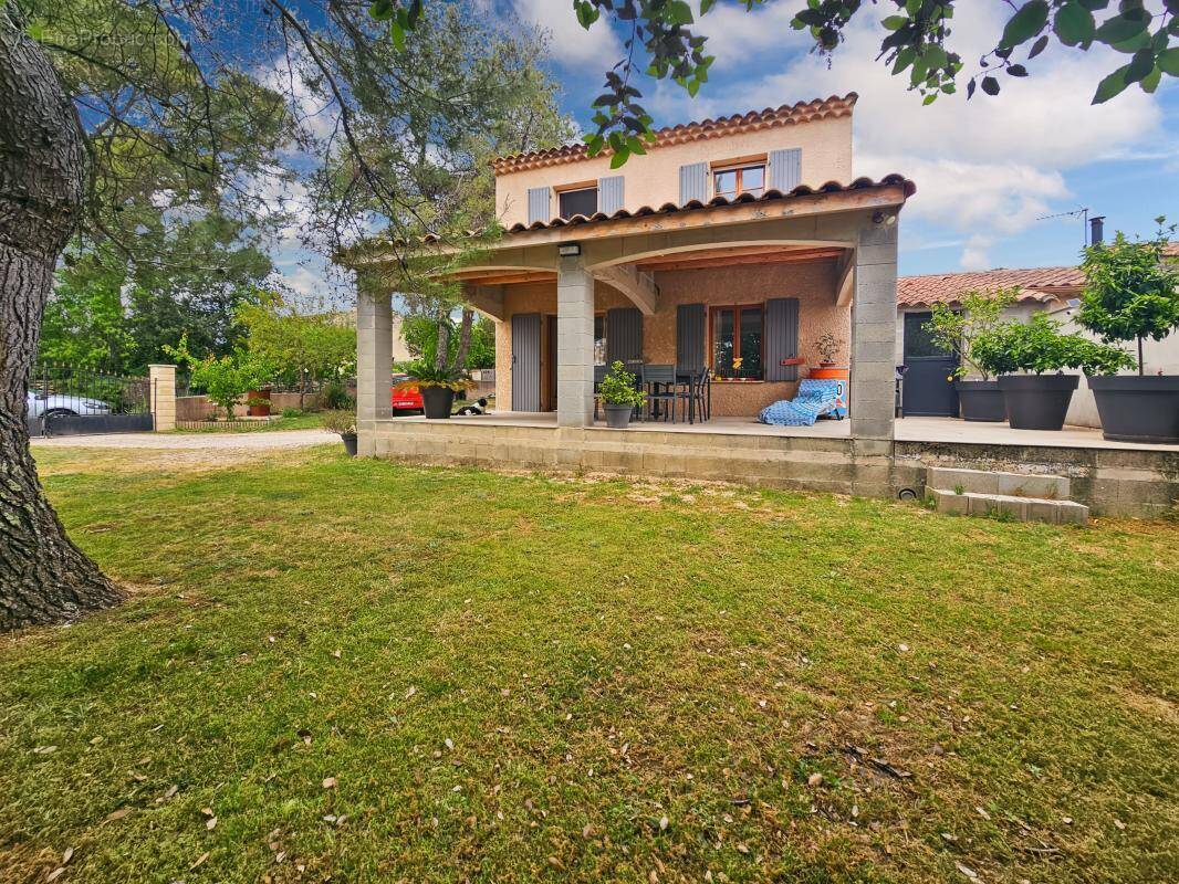 Maison à UZES