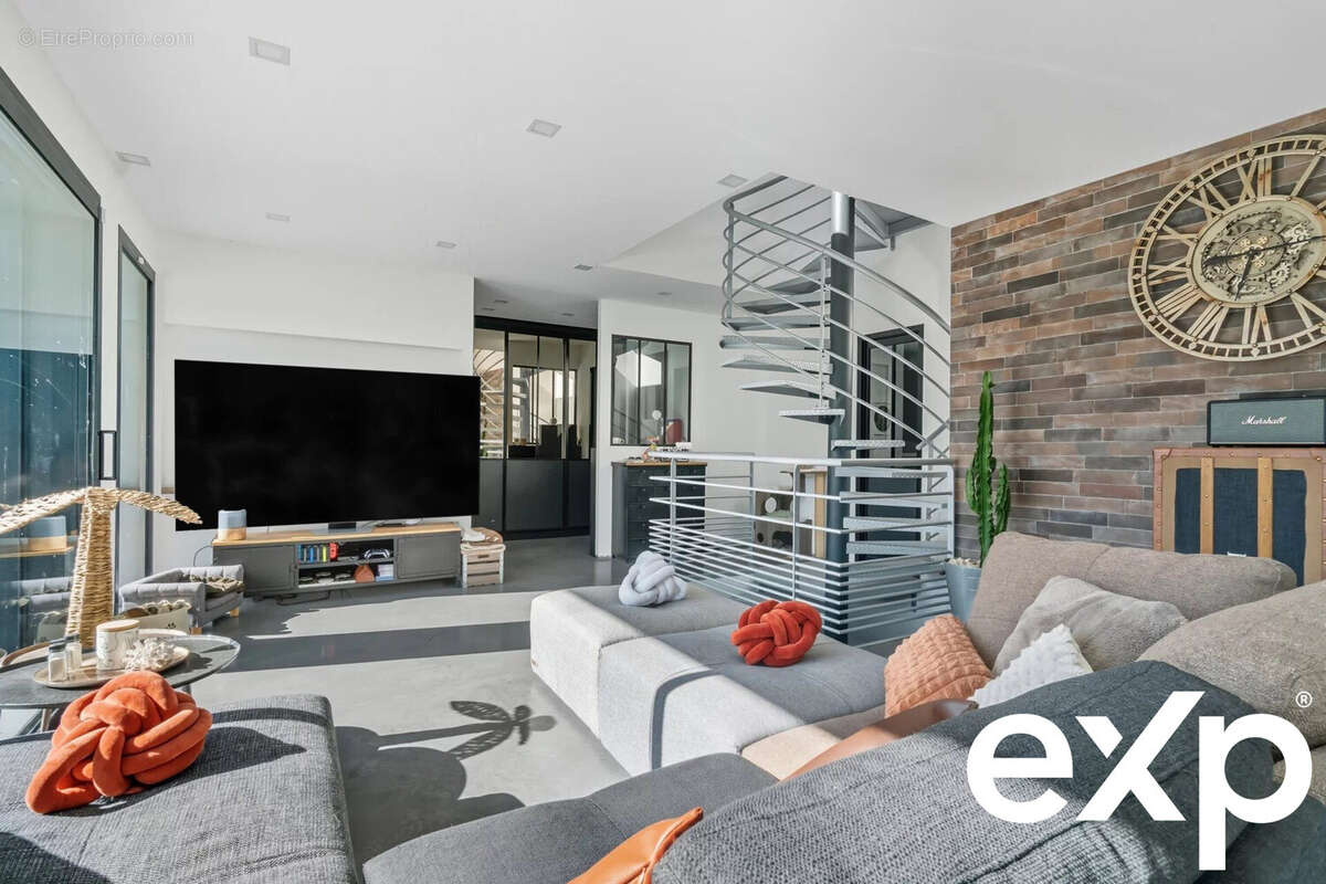 Maison à GRESY-SUR-AIX