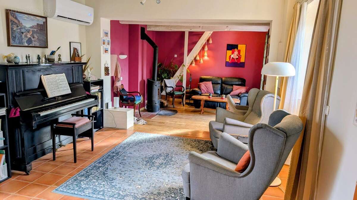 Maison à MIRANDE