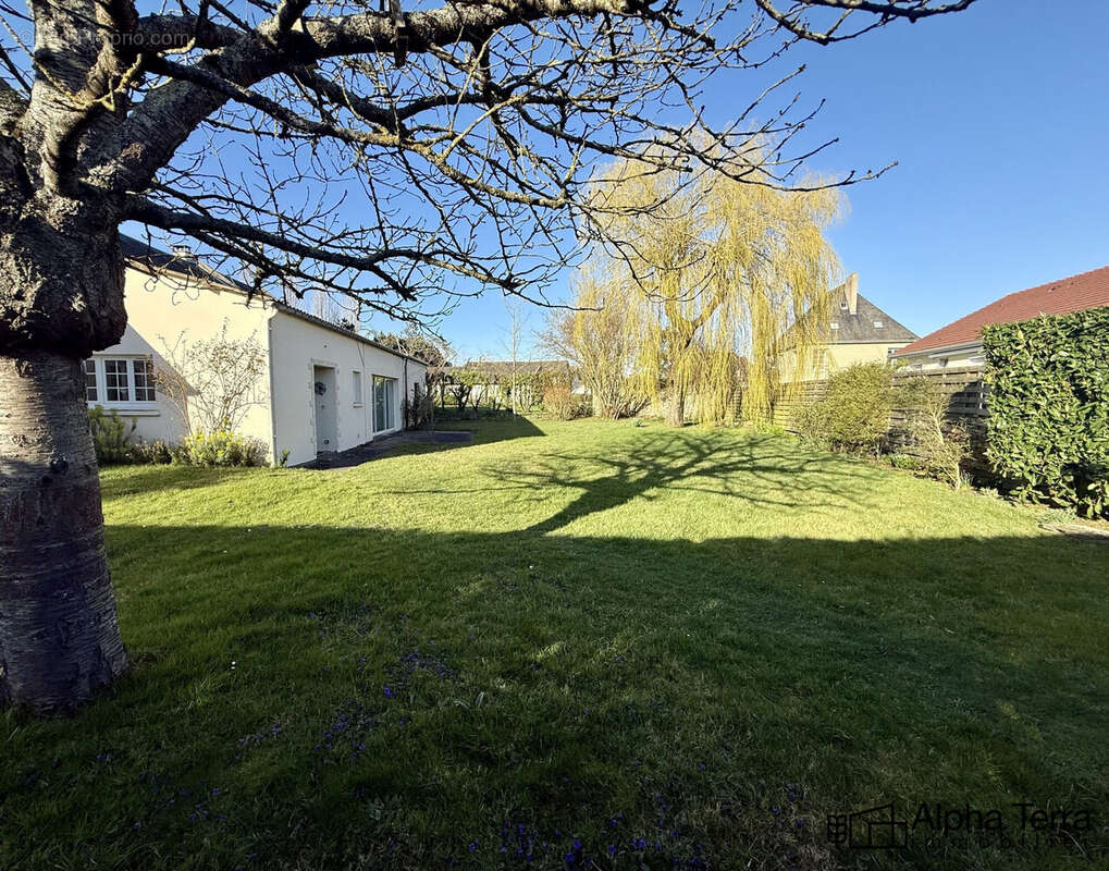 Maison à AUTHIE
