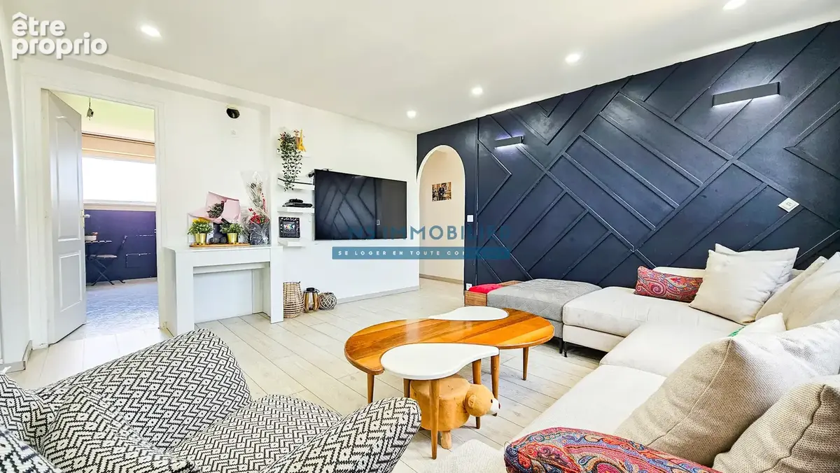 Appartement F4 70 m2 + Cave + Garage - photo 2