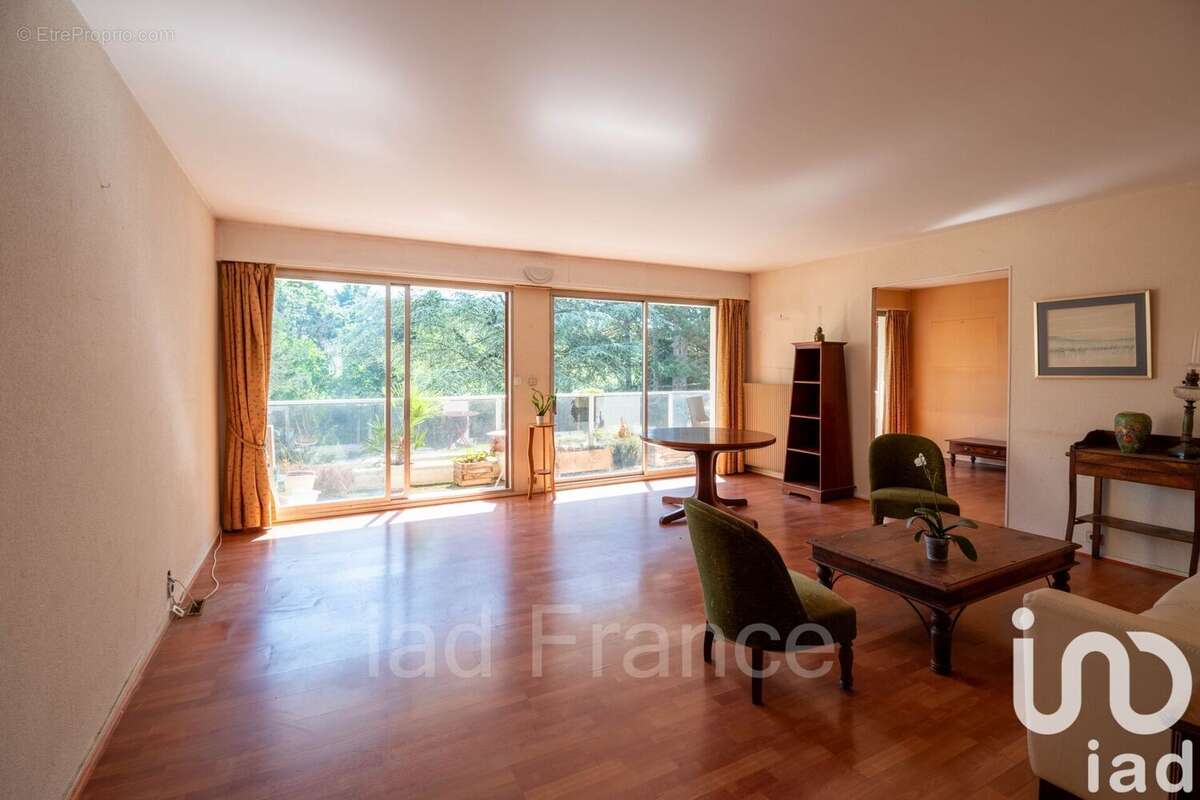 Photo 2 - Appartement à FRENEUSE