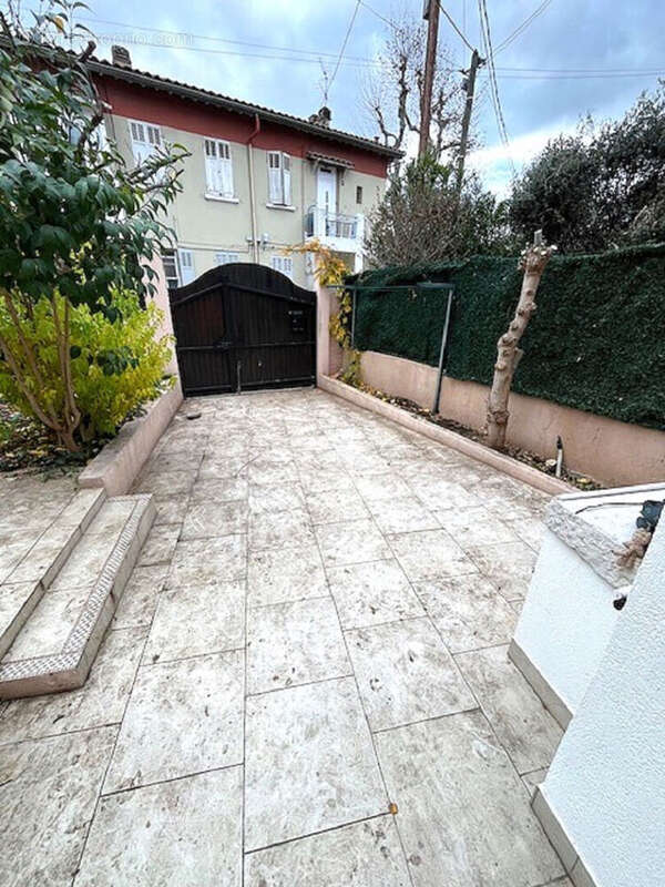 Appartement à MARSEILLE-13E