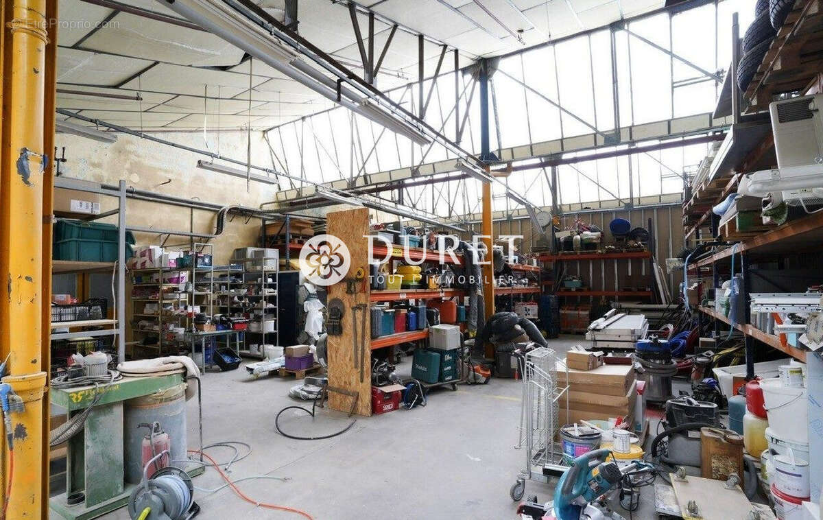 Commerce à LA RABATELIERE