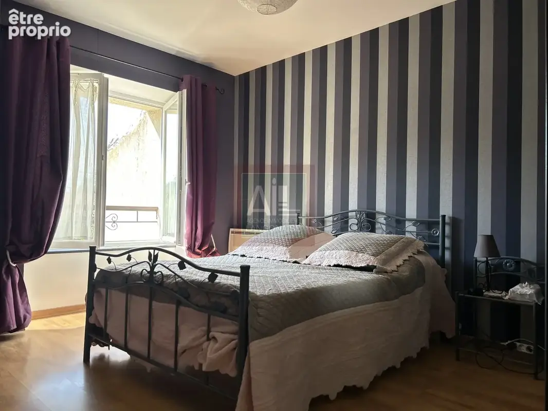 Maison en pierres de 250 m2 entièrement rénovée - photo 6