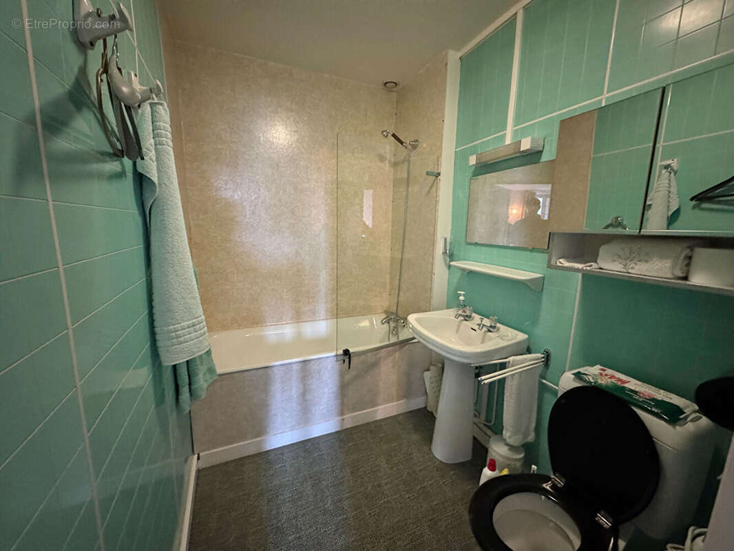 Maison à BRICQUEBEC