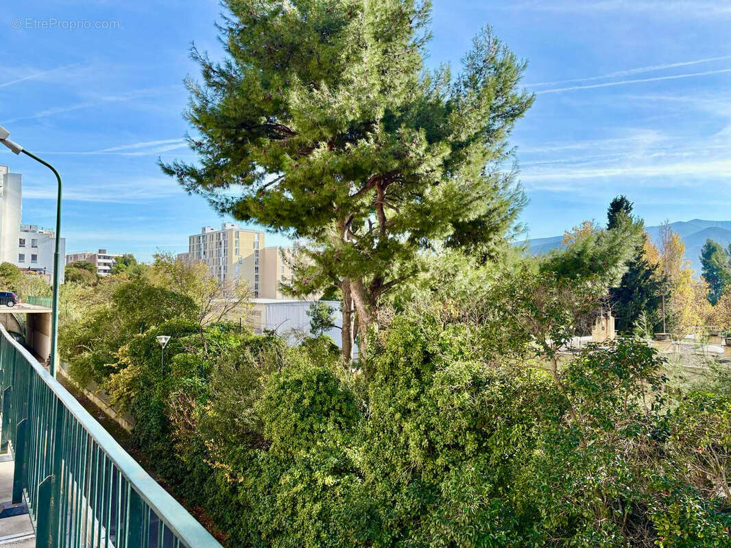 Appartement à MARSEILLE-11E
