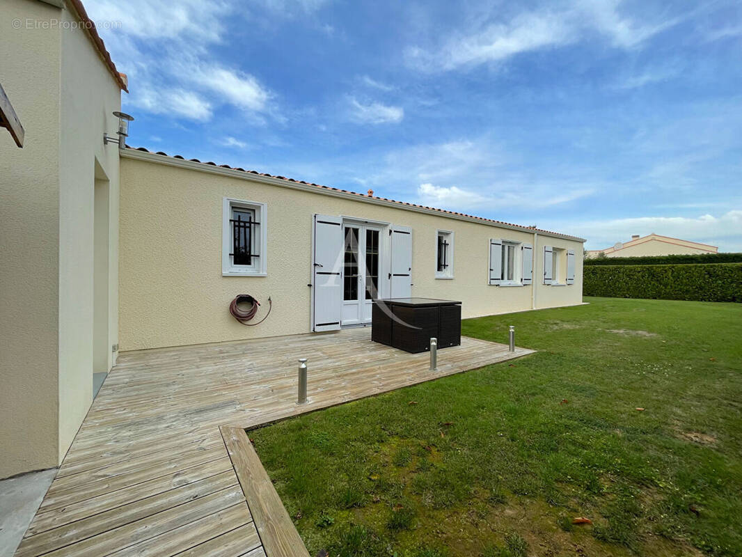 Maison à ANGLES