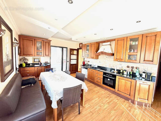 Appartement à SAINT-GENIS-POUILLY