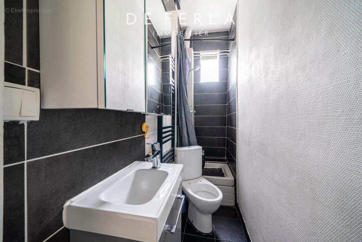Appartement à PARIS-15E