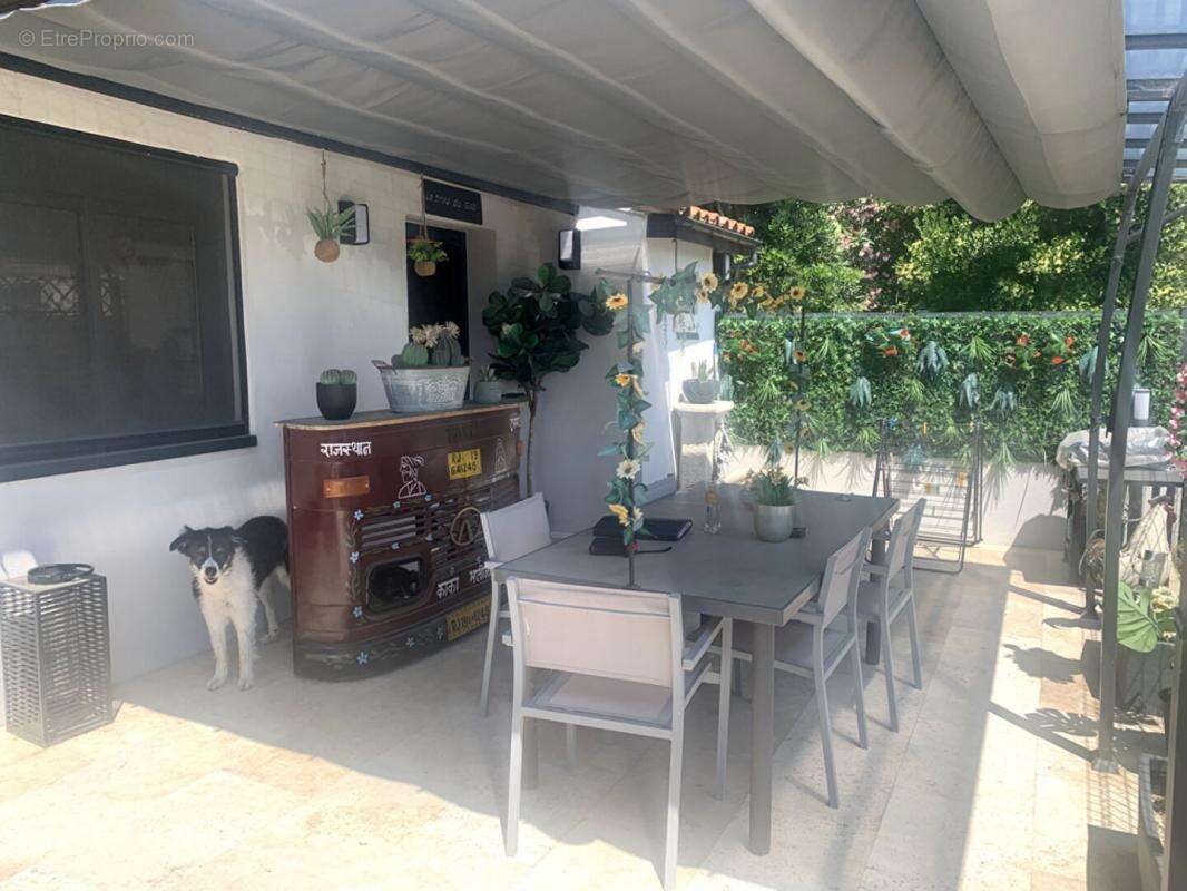 Maison à PORT-SAINT-LOUIS-DU-RHONE