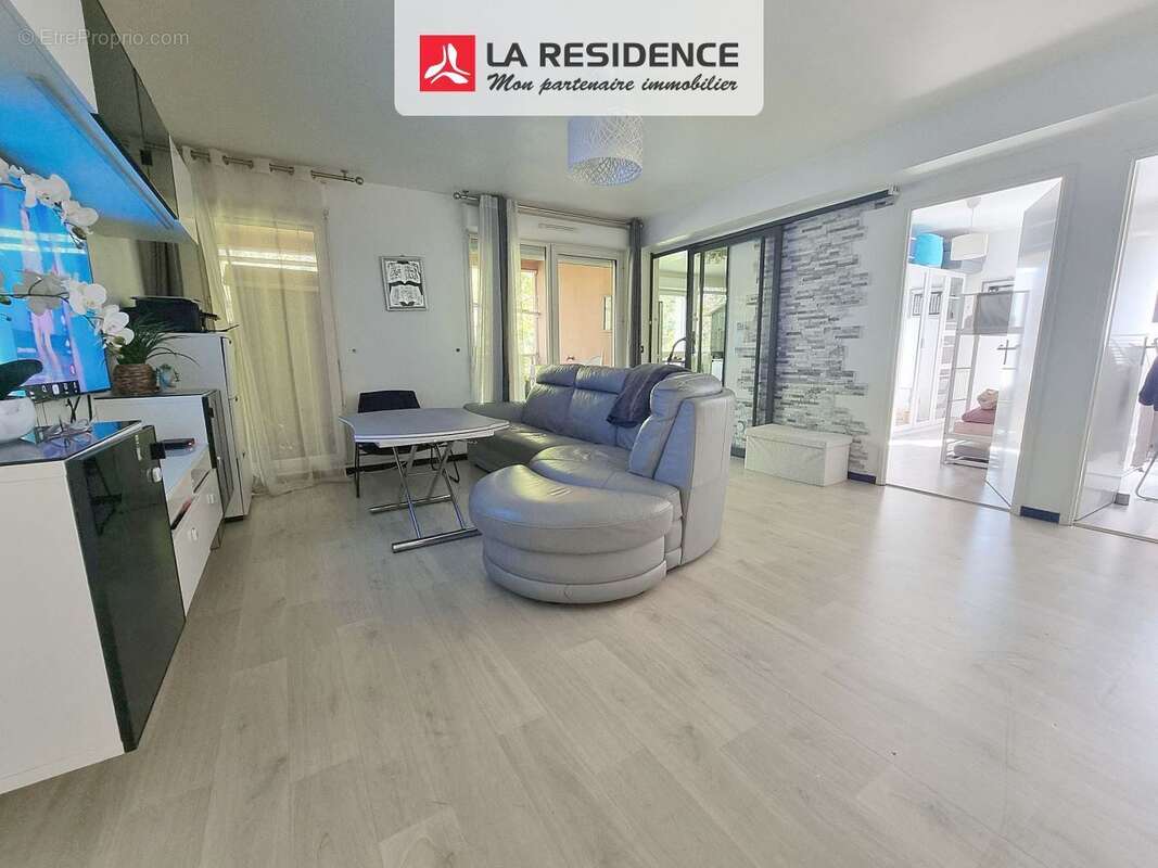 Appartement à STAINS