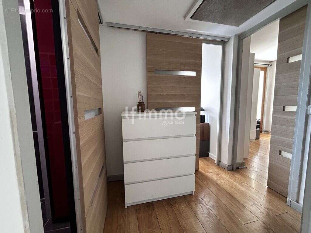 Appartement 65m2, dernier étage et 2 balcon - photo 9