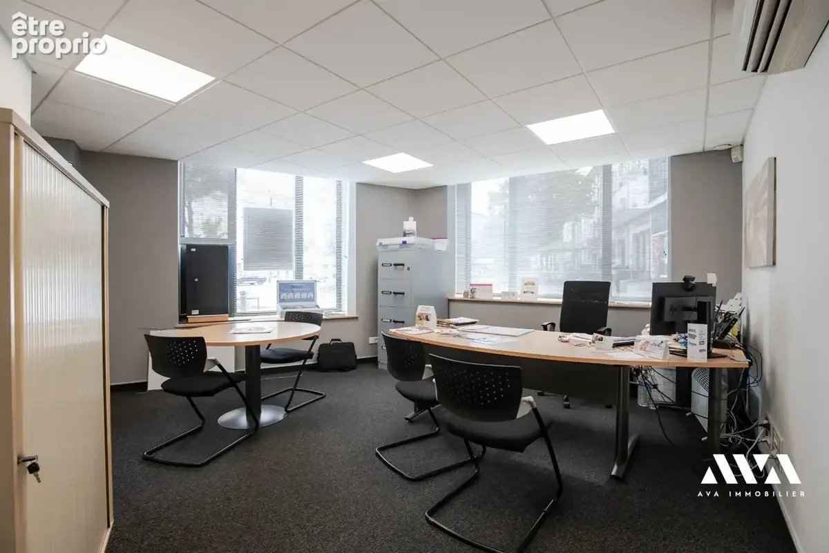 Local commercial 207m2 - Nancy - photo 12