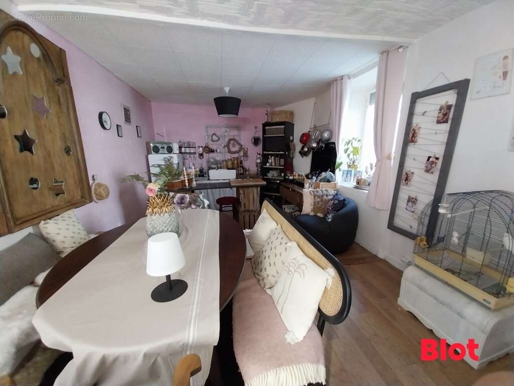 Maison à SAINT-HELEN