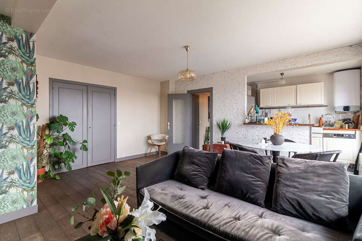 Appartement à PARIS-12E