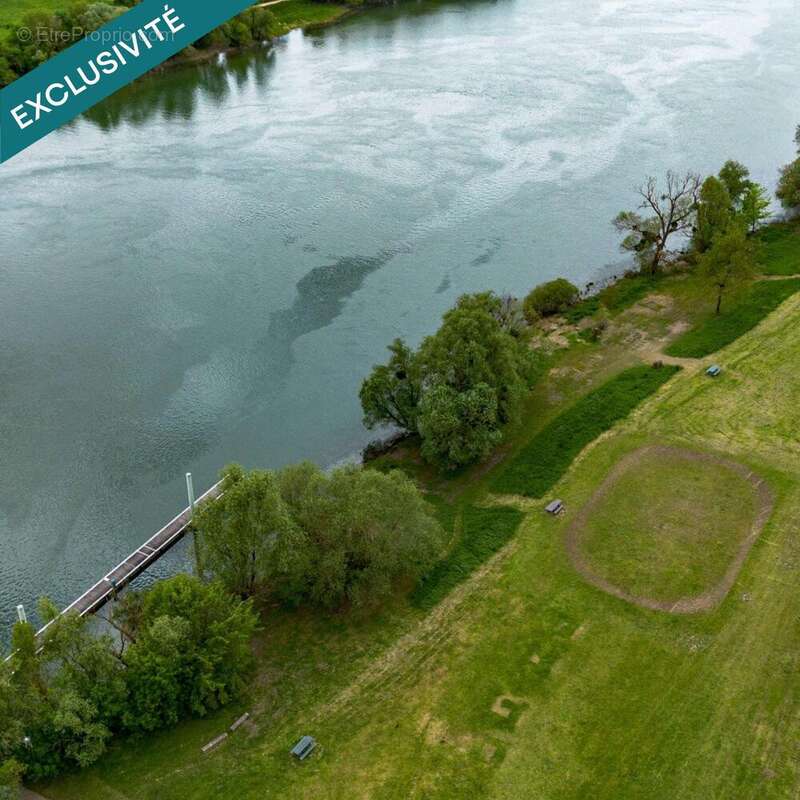 Photo 2 - Commerce à MACON